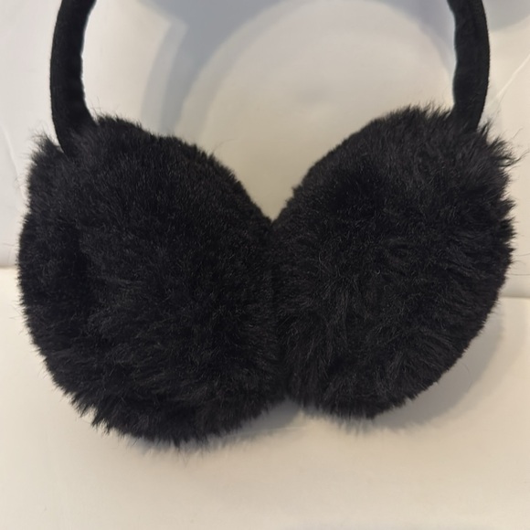 Minnie Mouse ear muffs with red sequin bow - Picture 3 of 5